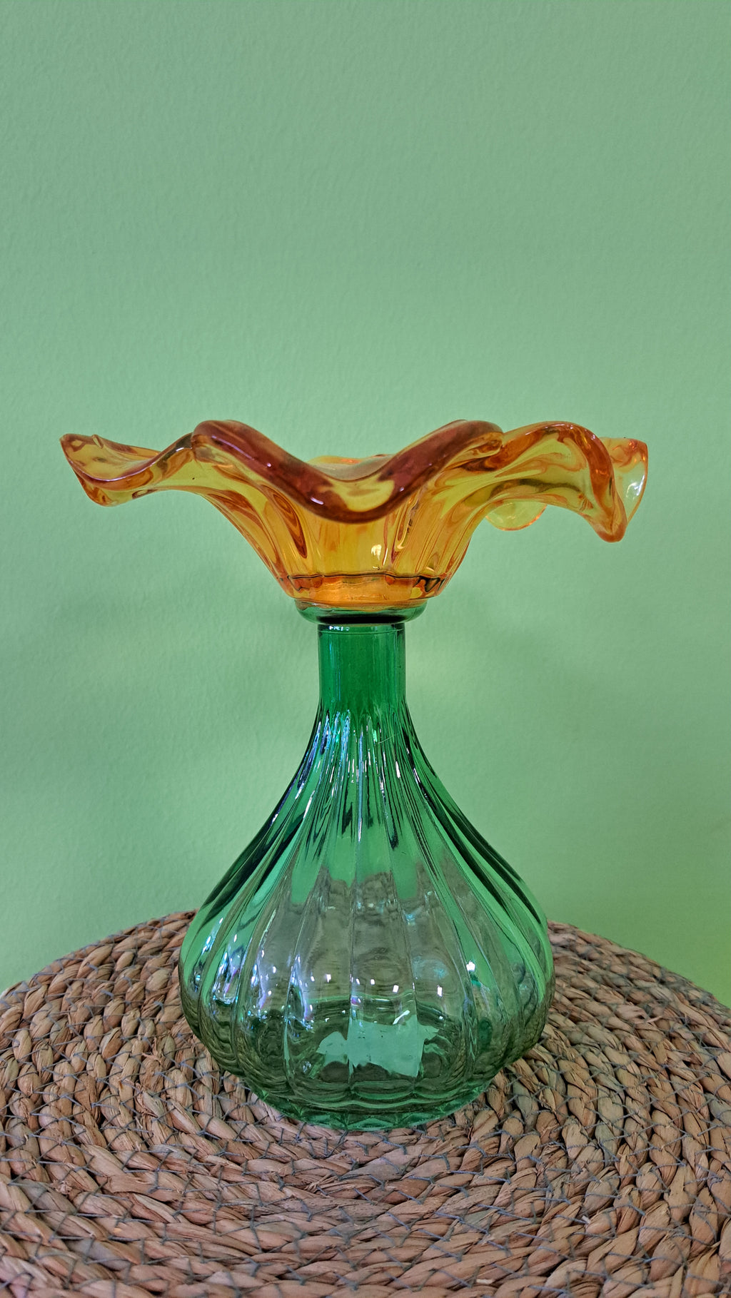 Blüten Glasvase - Designvase aus farbigem Glas