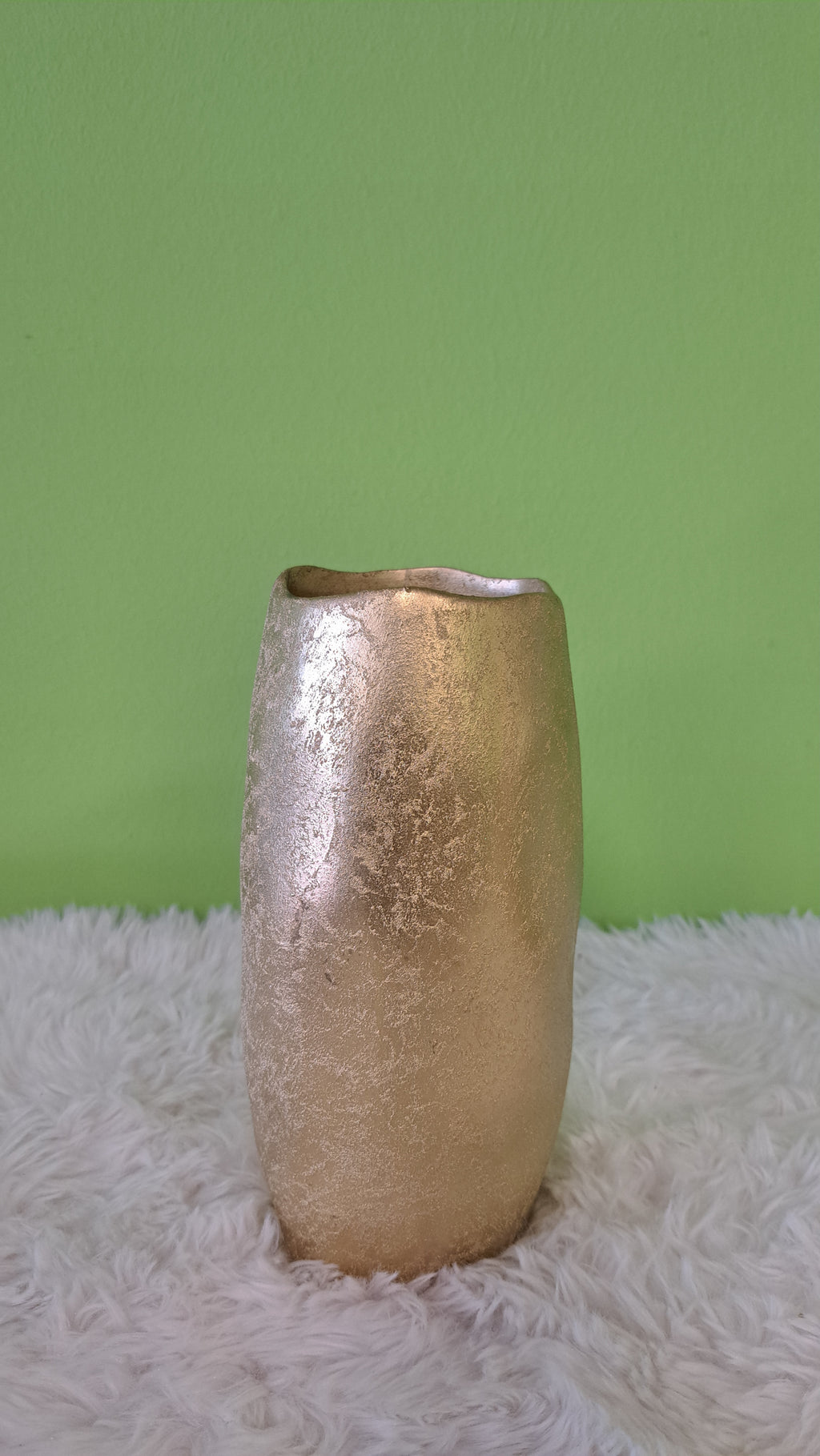 Goldene Designvase - Elegante Keramikvase in 2 Größen